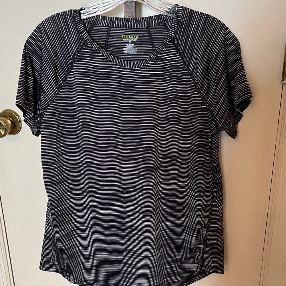 Tek Gear Women's Black and White Striped Short Sleeve Tee